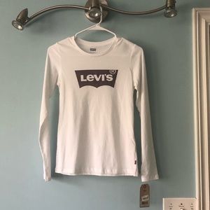 🔴 5/$25 ~ Girl’s Levi’s long sleeve shirt